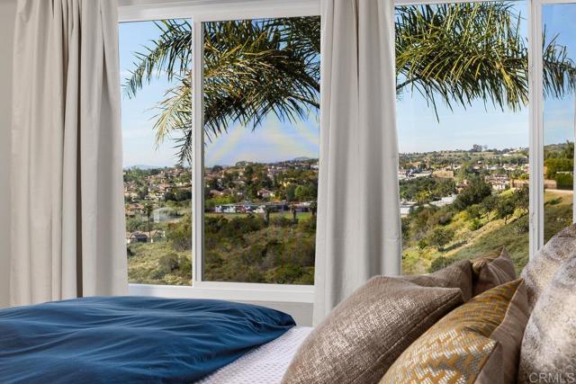 Detail Gallery Image 29 of 44 For 13822 Camino Del Suelo, San Diego,  CA 92129 - 4 Beds | 3 Baths