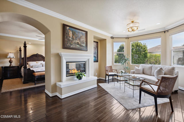 684 Noble Road, Simi Valley CA: https://media.crmls.org/mediaz/6a67b585-6024-496c-8cc7-45f03ea0b130.jpg