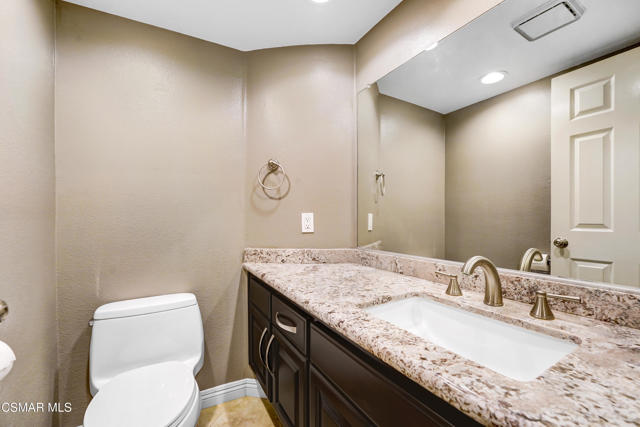 610 Nicole Drive, Newbury Park CA: https://media.crmls.org/mediaz/6a67ddb2-e546-43d4-b3b1-ae7e8c48ea77.jpg