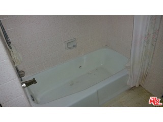 2701 OAK Avenue, Manhattan Beach, California 90266, 2 Bedrooms Bedrooms, ,1 BathroomBathrooms,Residential,Sold,OAK,15889023