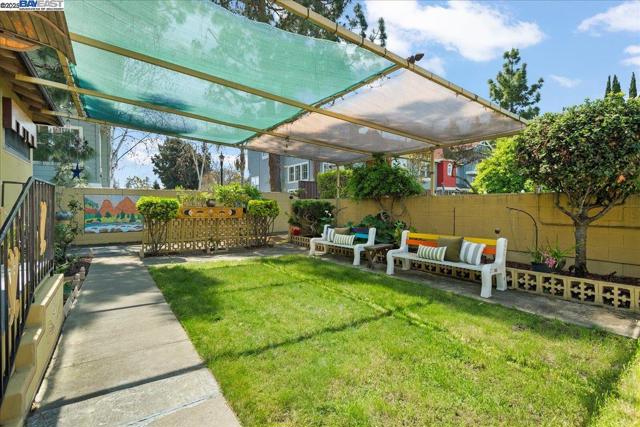 41351 Fremont Blvd, Fremont CA: https://media.crmls.org/mediaz/6a68e715-48a6-4b9b-8afa-130d4d82542a.jpg