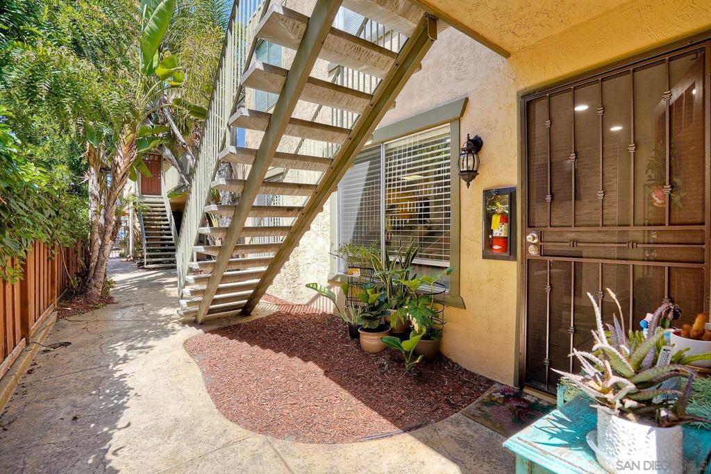 4075 Marlborough - photo 3
