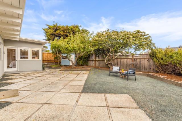 835 Mosswood Lane, Millbrae CA: https://media.crmls.org/mediaz/6a6b8d96-2bc6-4e3e-89ff-bdb9bddb1399.jpg