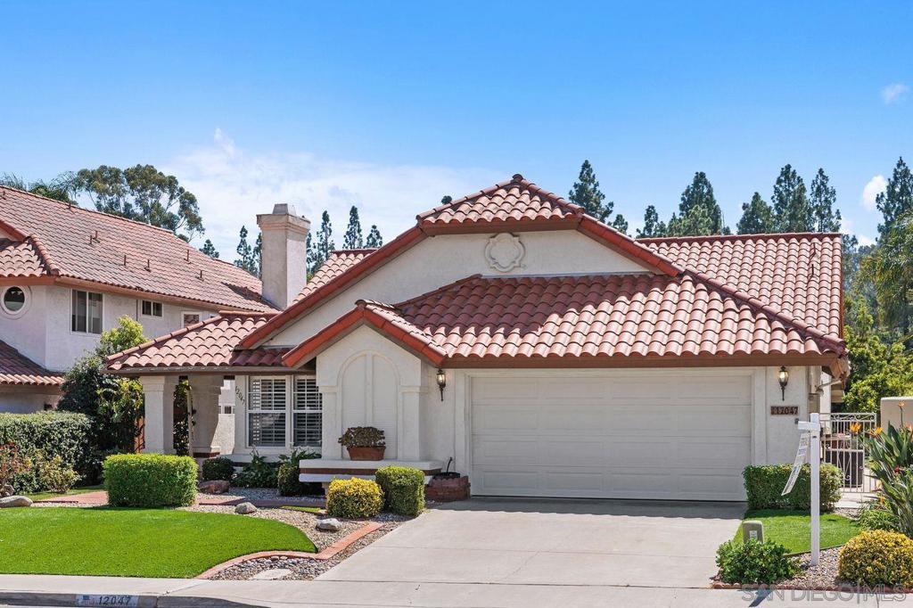 12047 Avenida Consentido