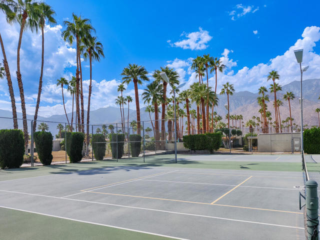 1881 S Araby Drive, Palm Springs CA: https://media.crmls.org/mediaz/6a6c1c77-1165-4896-ab98-16f43455c0d5.jpg