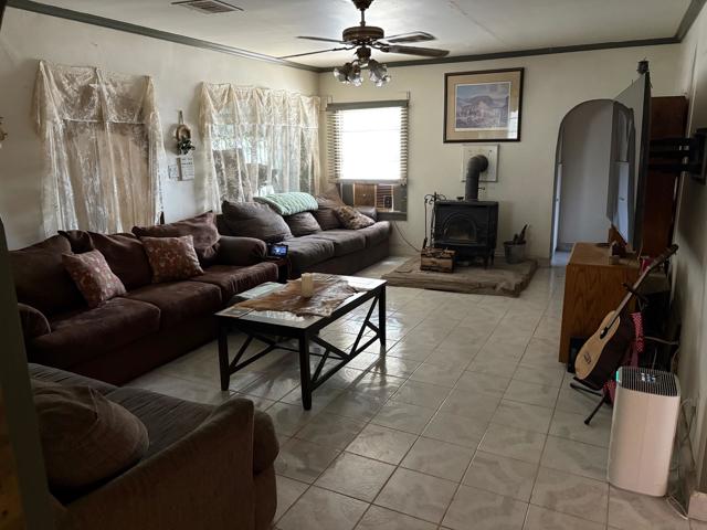 44622 Holtville Ave, Jacumba CA: https://media.crmls.org/mediaz/6a6c3ea4-5466-48ea-9faf-69c69486a9a1.jpg