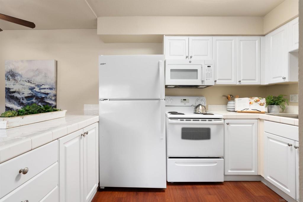 6955 Alvarado Rd - photo 20
