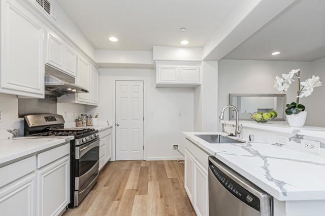 1744 Snell Place, Milpitas CA: https://media.crmls.org/mediaz/6a6d2926-4efc-41ce-a2e5-a8572a6d468b.jpg