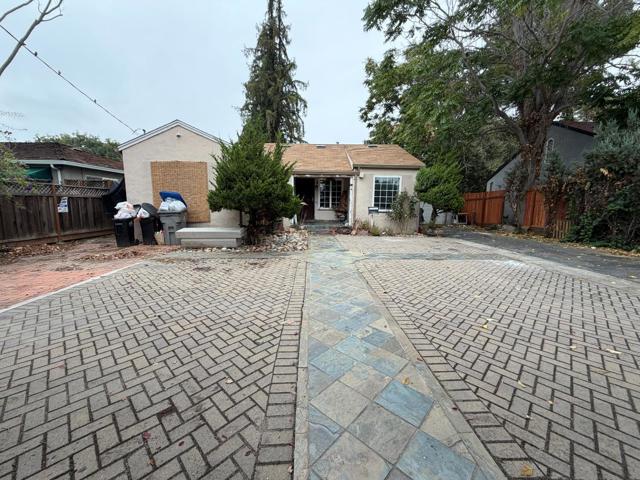 1567 HAMILTON Avenue, San Jose CA: https://media.crmls.org/mediaz/6a6e6975-9025-4d5a-9c11-09cc75d98552.jpg