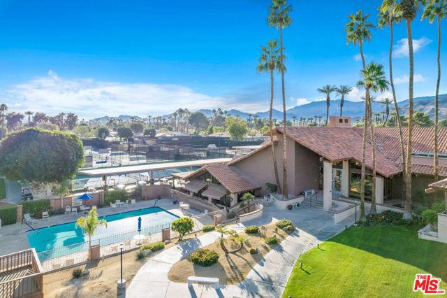 60 La Ronda Drive, Rancho Mirage CA: https://media.crmls.org/mediaz/6a6ec436-ced5-426d-854f-f7d24331dee8.jpg