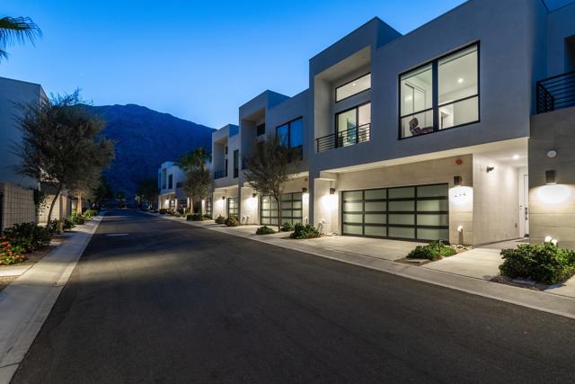 294 Mayfair Way, Palm Springs, CA 92264