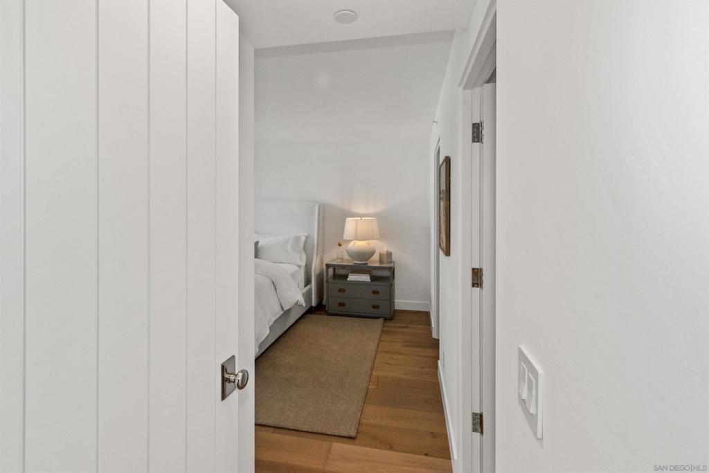 MLS #250031707SD img 25