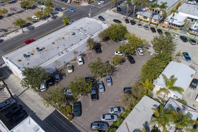 Image 10 of 23 For 7760 Herschel Ave