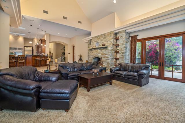Image 13 of 51 For 14380 Ciera Court