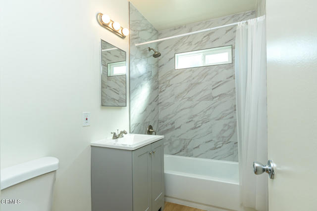657 W Milford Street, Glendale CA: https://media.crmls.org/mediaz/6a73dc6b-c01c-4bda-a254-e04f2260ba0d.jpg