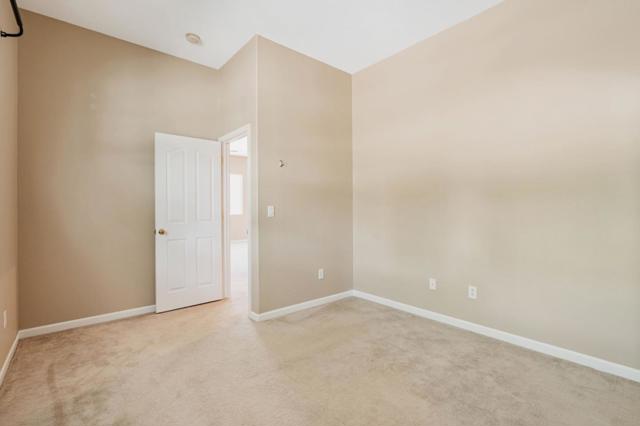 1665 Youngstown Lane, Suisun City CA: https://media.crmls.org/mediaz/6a73f618-bf6e-4ae4-b13c-795784f9b012.jpg