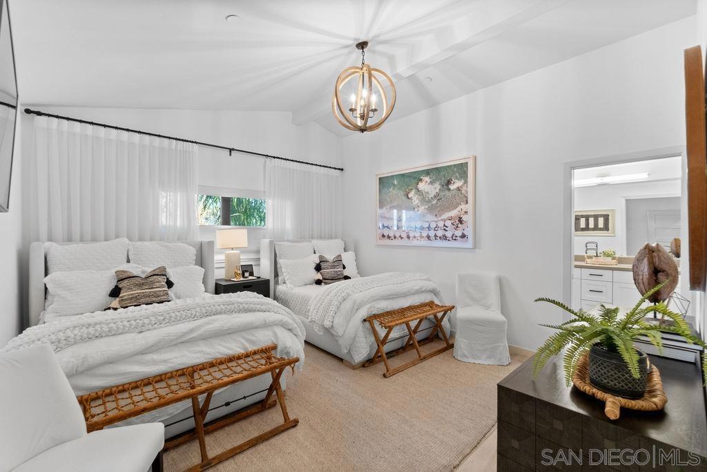 https://media.crmls.org/mediaz/6a740414-93e5-41a0-a9e0-4c15b37d7a8e.jpg?preset=X-Large