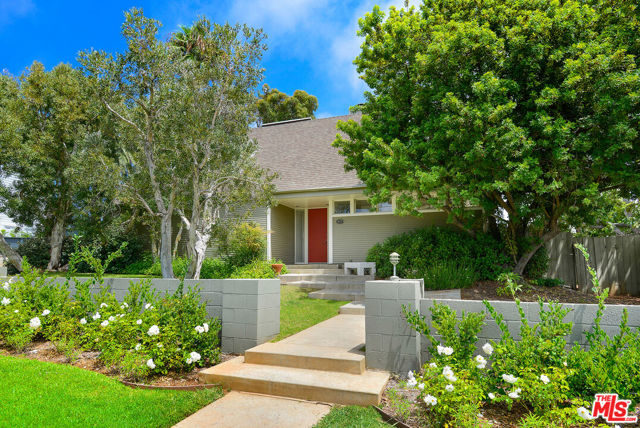 902 EL MEDIO Avenue, Pacific Palisades, CA 90272