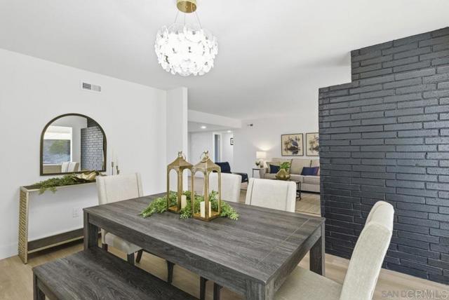 Detail Gallery Image 17 of 37 For 12209 Casero Pl, San Diego,  CA 92128 - 2 Beds | 2 Baths