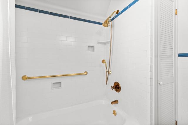 1000 Capuchino Avenue, Burlingame CA: https://media.crmls.org/mediaz/6a759b57-e497-4b5a-a317-8dc1c8f3ebcc.jpg