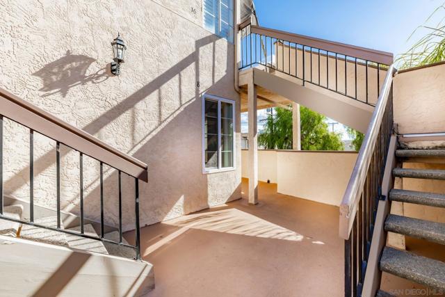 Image 22 of 28 For 1202 Donax 8