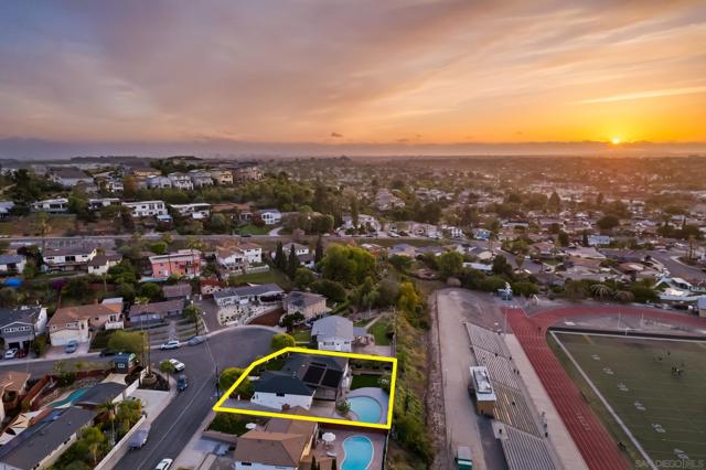 4058 Apore Street, La Mesa CA: https://media.crmls.org/mediaz/6a76fe05-03a0-4bce-bbe1-d5bef8db2924.jpg
