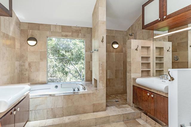 300 Cervantes Road, Portola Valley CA: https://media.crmls.org/mediaz/6a7729bb-2c40-428b-8a86-a3f41946d590.jpg