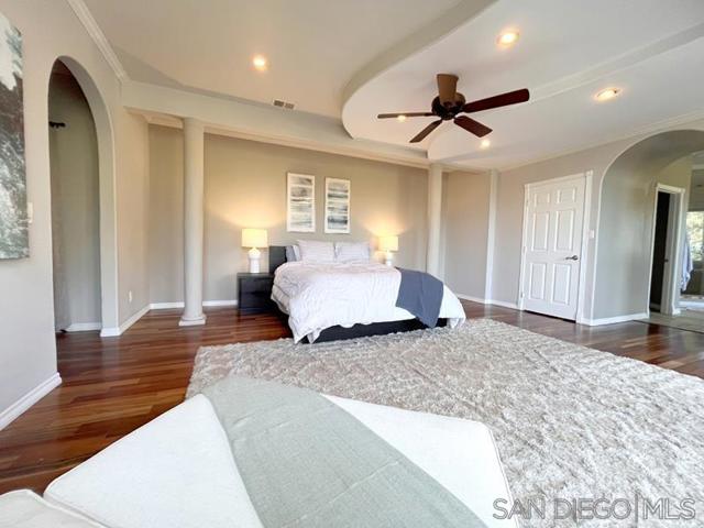 4275 Crestview, La Mesa CA: https://media.crmls.org/mediaz/6a77e87d-be45-47c6-a966-34728bebe051.jpg