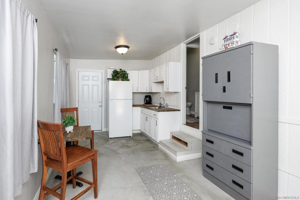 500 Rancheros Dr - photo 5