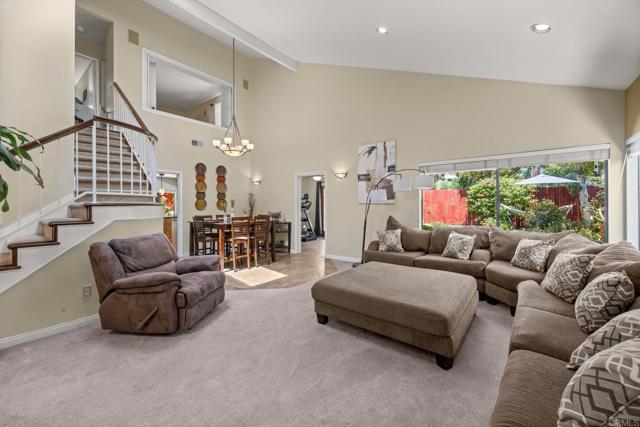 10965 Elderwood Ct, Scripps Miramar CA: https://media.crmls.org/mediaz/6a79bc0d-4a4c-4a13-9935-f44988620890.jpg