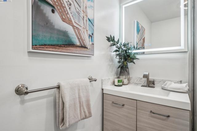 316 3Rd Ave S, Pleasant Hill CA: https://media.crmls.org/mediaz/6a7a5497-fd8e-4fad-8586-47e61ac56db1.jpg