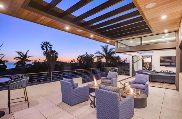 5170 Carlsbad Boulevard, Carlsbad CA: https://media.crmls.org/mediaz/6a7a97df-80df-4a02-9ba9-b4a00d4aa2f8.jpg