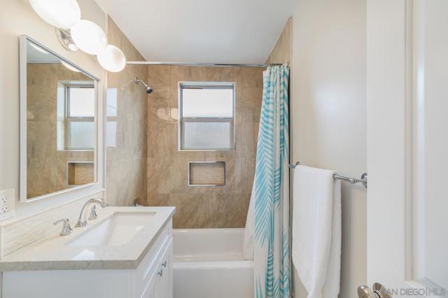 MLS #250038389SD image #30