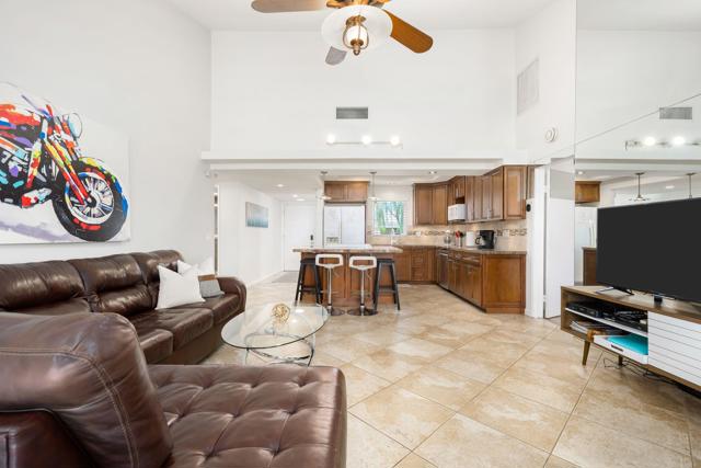 40960 La Costa W Circle, Palm Desert CA: https://media.crmls.org/mediaz/6a7b1c7c-8254-4466-930b-d9be477b871c.jpg