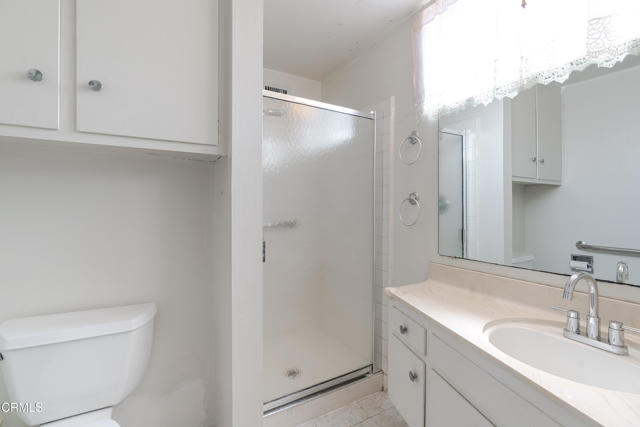 19385 baelen Street, Rowland Heights CA: https://media.crmls.org/mediaz/6a7c49aa-1f9d-4a1d-9d2a-2c57bbd80db7.jpg