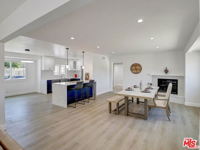 10315 Condon Avenue photo 16