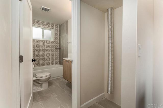 Detail Gallery Image 17 of 23 For 3645 Marlborough Ave, San Diego,  CA 92105 - 3 Beds | 3 Baths