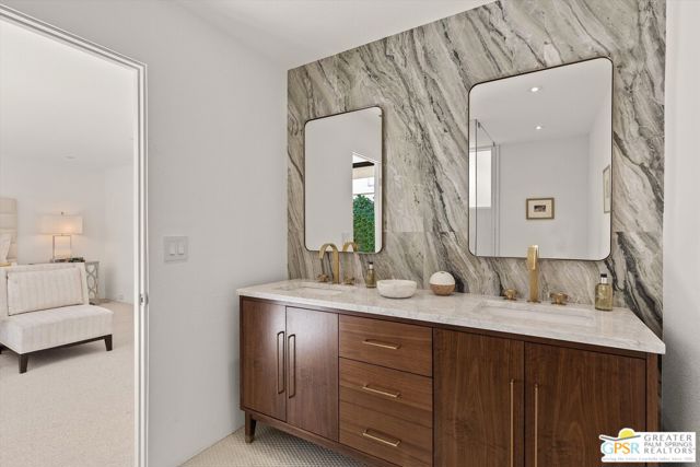 6 Trojan Court, Rancho Mirage CA: https://media.crmls.org/mediaz/6a7c8dc4-ed17-47ad-bd1f-e46822474a94.jpg
