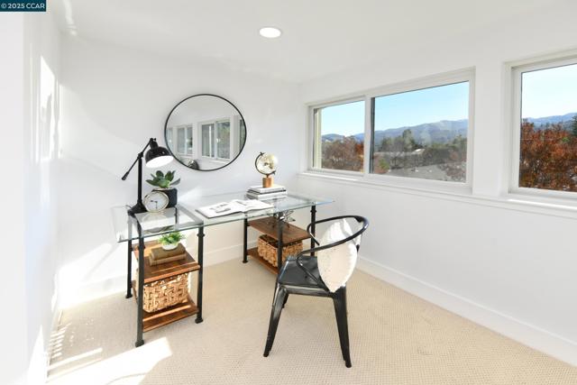 2101 Golden Rain, Walnut Creek CA: https://media.crmls.org/mediaz/6a7defb6-c6fe-4610-b569-5bda0d157e09.jpg