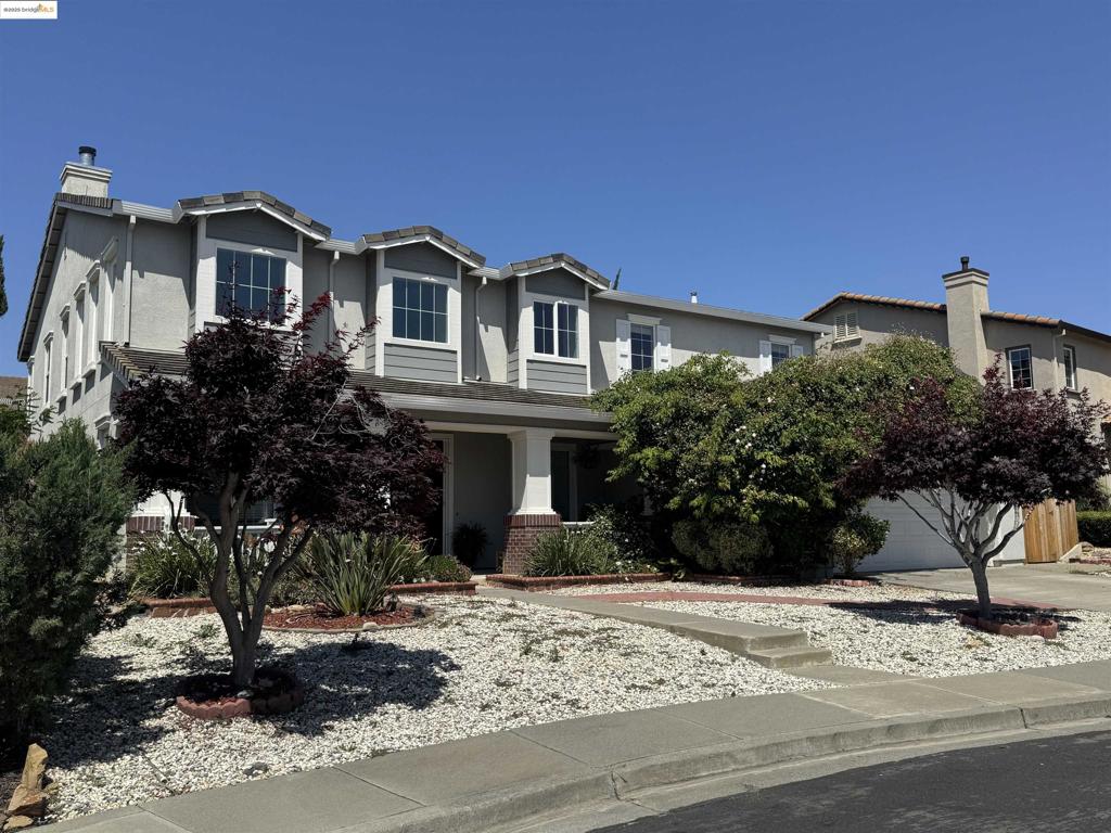 2335 Fairview Pl