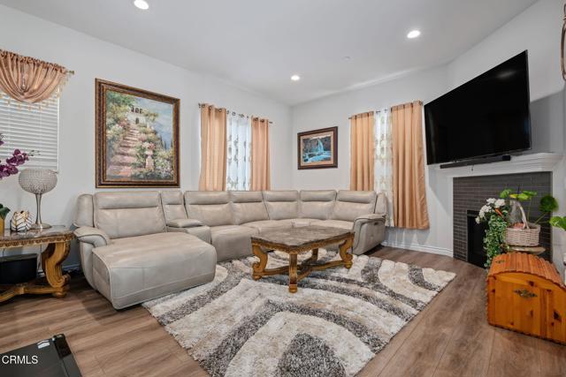 Detail Gallery Image 2 of 26 For 1511 Mulligan St, Oxnard,  CA 93036 - 3 Beds | 2/1 Baths