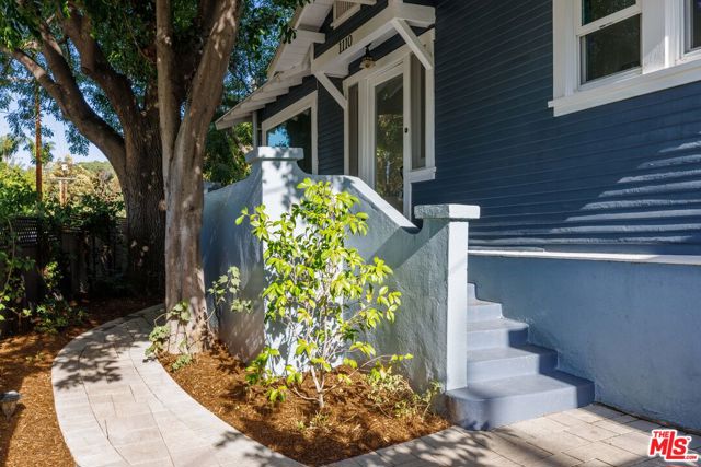 1110 Lanark Street, Los Angeles, California 90041, 2 Bedrooms Bedrooms, ,1 BathroomBathrooms,Single Family Residence,For Sale,Lanark,23334317