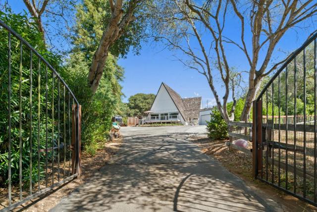 19125 Marjorie Road, Salinas CA: https://media.crmls.org/mediaz/6a7fc45c-a67e-439e-876e-e5df6a782d83.jpg