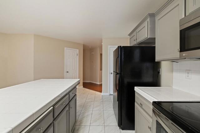 5309 CONTESSA, Fresno CA: https://media.crmls.org/mediaz/6a809384-9d43-4514-ada7-f0cb00eabdfc.jpg