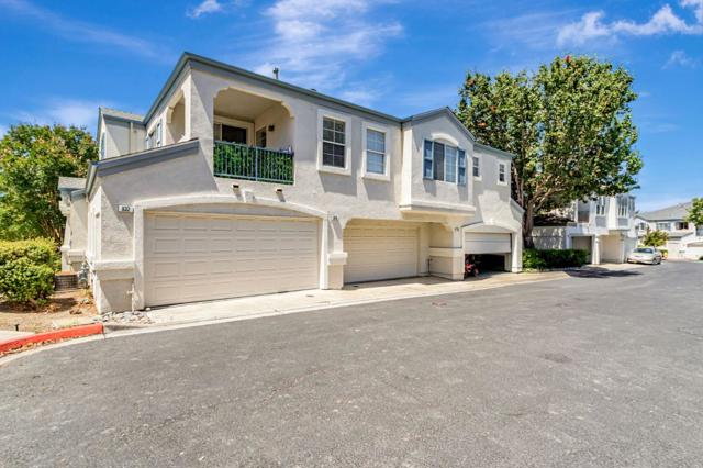 828 Monarch Lane, San Jose CA: https://media.crmls.org/mediaz/6a80cb60-4ed5-4abf-b5ab-0316f1178be1.jpg