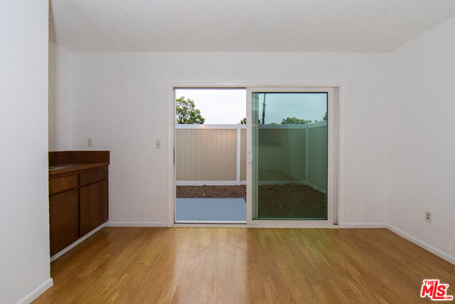 3442 Meadow, Costa Mesa, California 92626, 3 Bedrooms Bedrooms, ,2 BathroomsBathrooms,Condominium,For Sale,Meadow,24404841