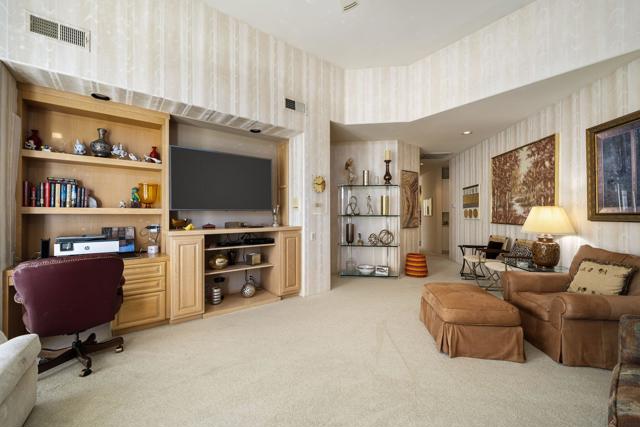 75315 Saint Andrews Court, Indian Wells CA: https://media.crmls.org/mediaz/6a814702-714a-4354-85ec-c5b99e30f4a3.jpg