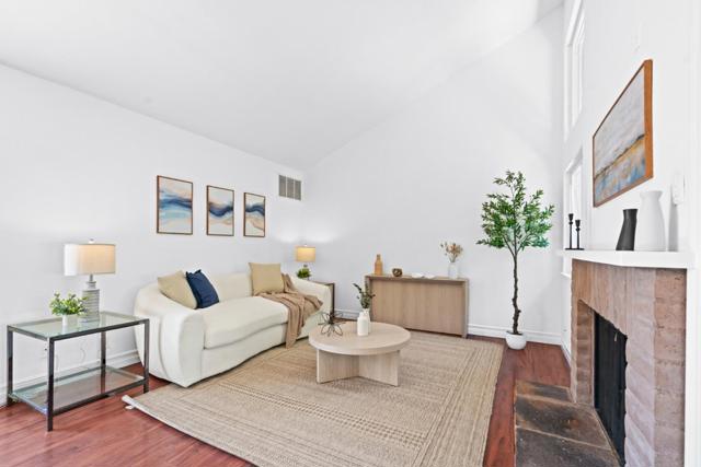 2124 Canoas Garden Avenue, San Jose CA: https://media.crmls.org/mediaz/6a8171f0-fe76-44bc-9742-2ae7c5df2ca2.jpg
