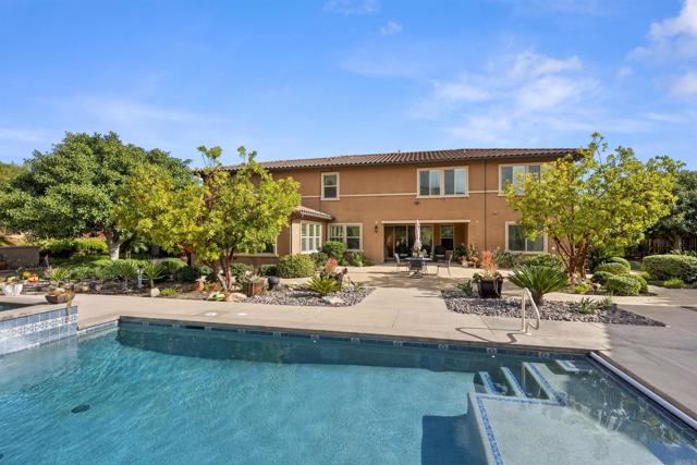 Detail Gallery Image 9 of 36 For 3024 Natureview Ct, Chula Vista,  CA 91914 - 6 Beds | 5/1 Baths