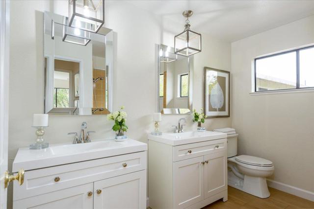 733 Arroyo Leon Drive, Half Moon Bay CA: https://media.crmls.org/mediaz/6a84117a-fea8-4980-9f42-03425837d69c.jpg